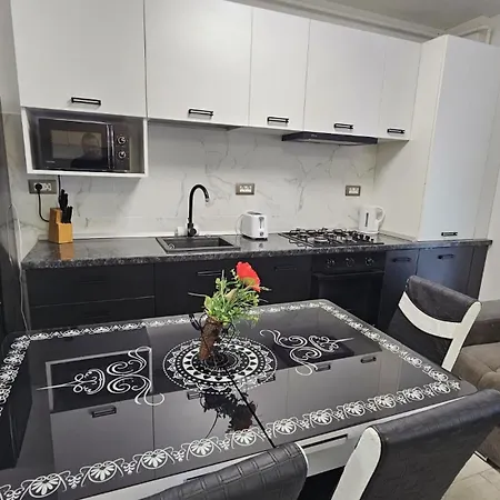 Apartment Luxury King Size Studio Alezzi N10 *