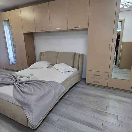 Apartment Luxury King Size Studio Alezzi N10 *