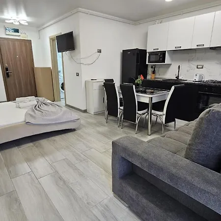 Luxury King Size Studio Alezzi N10